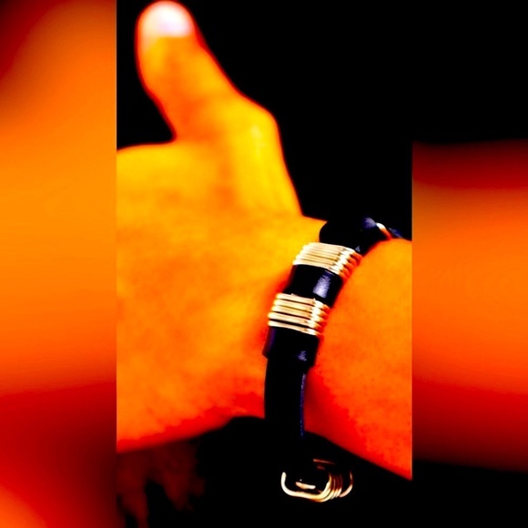 🔥💪🏼MEN❗️SO COOL❗️PAPARAZZI “HARDWARE HUSTLE” BLACK URBAN BRACELET❗️💪🏼🔥 - Picture 2 of 4